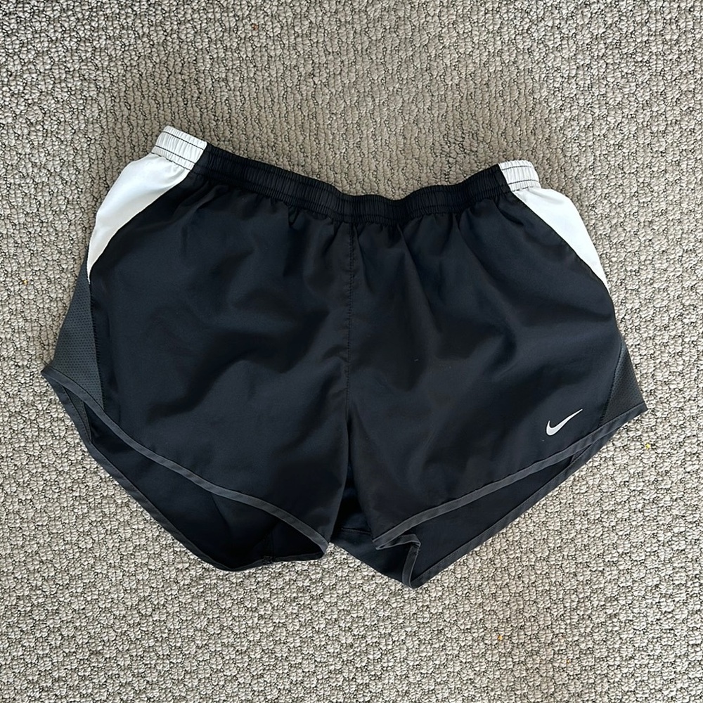 Nike Black and White Athletic Shorts Lightweight Design